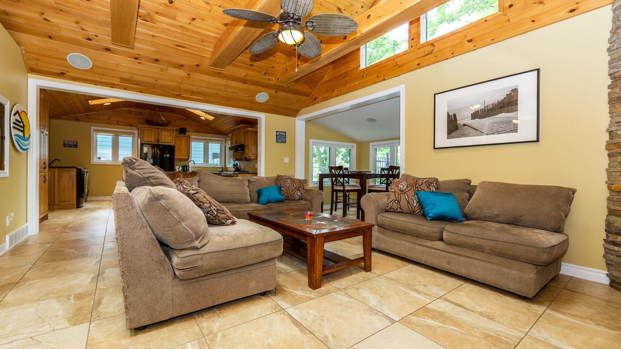 Photo of Livingroom in Port Stanley