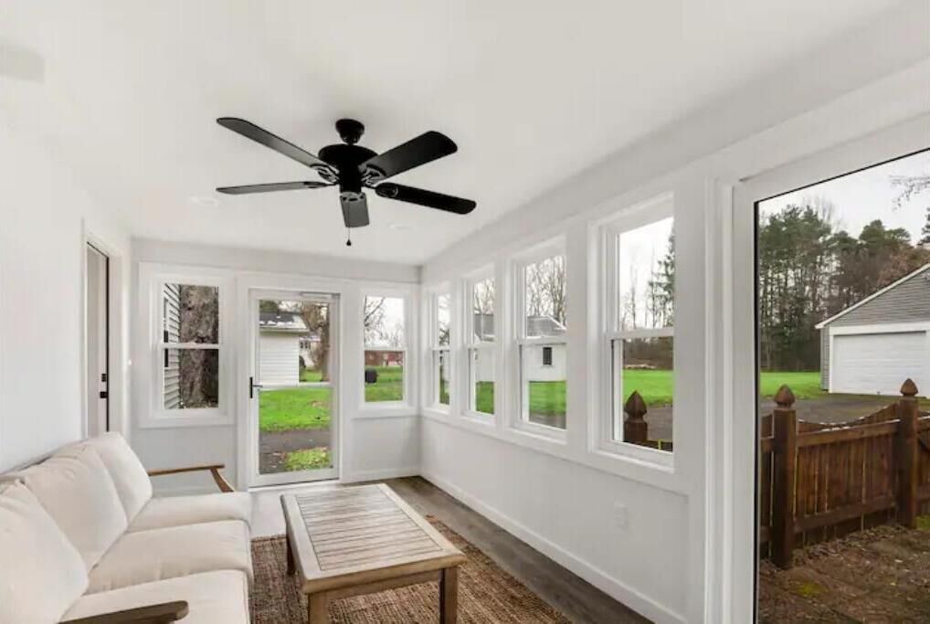 Photo of Livingroom in Skaneateles