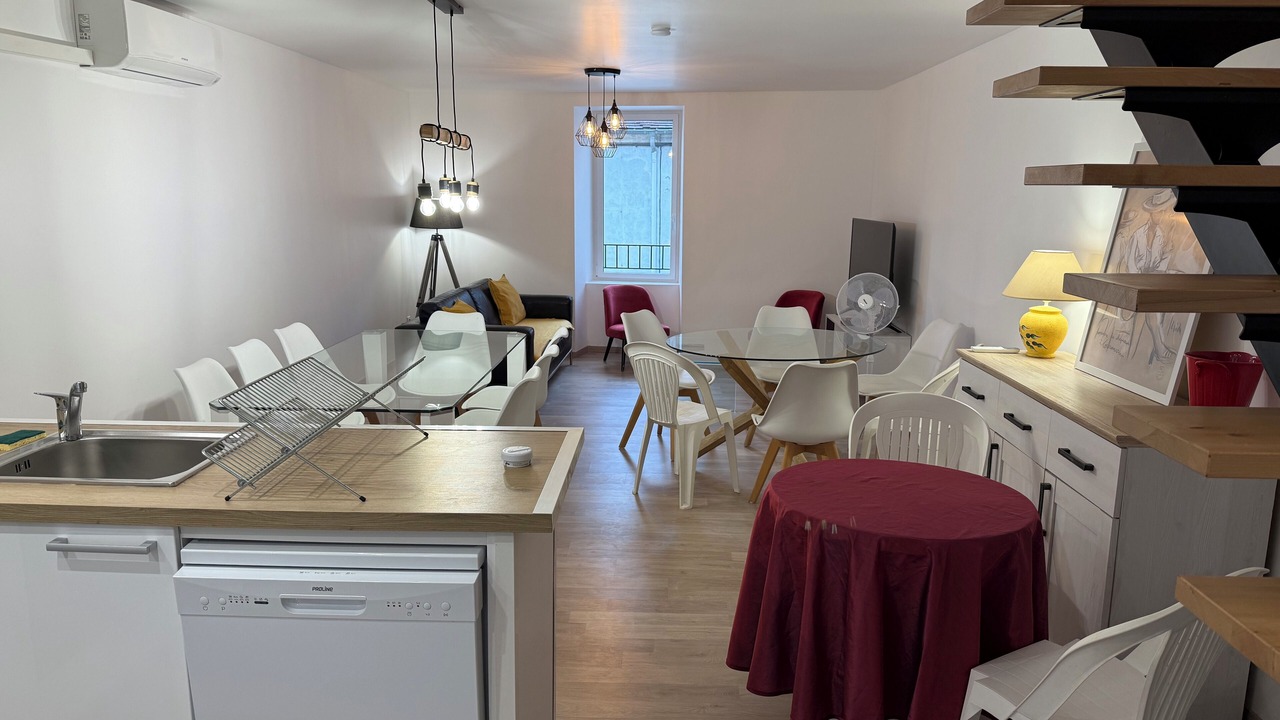 Photo of Others in Orgelet