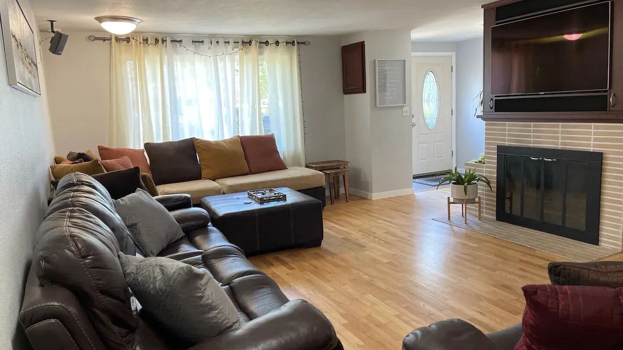 Photo of Livingroom in Eugene