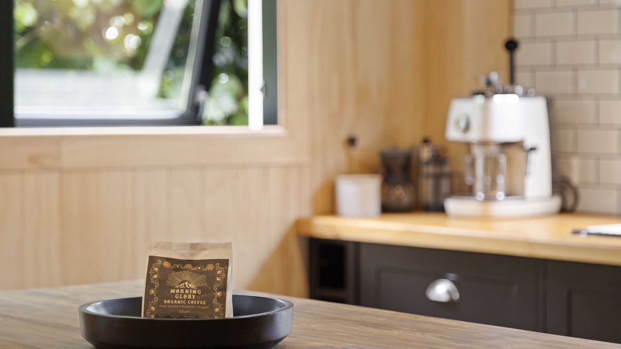 Photo of Others in Raglan