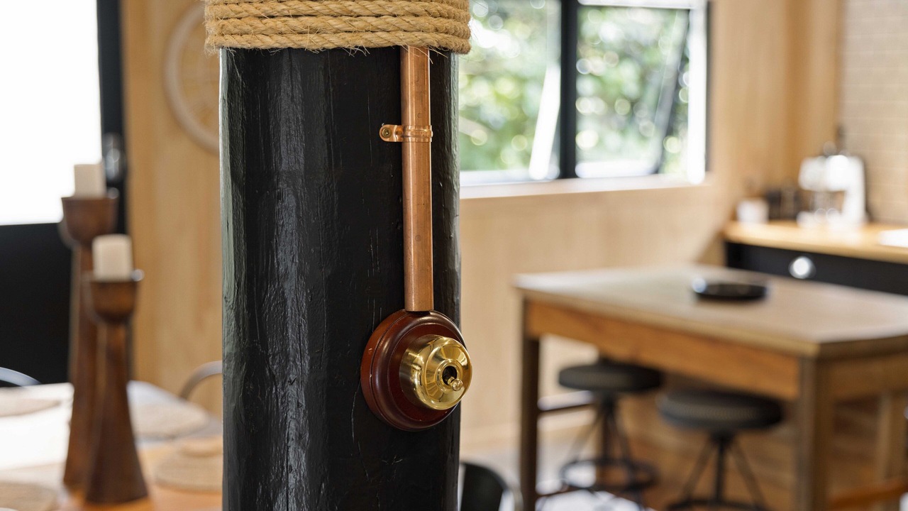 Photo of Others in Raglan