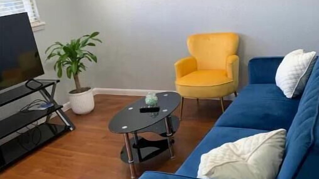 Photo of Livingroom in Gonzales