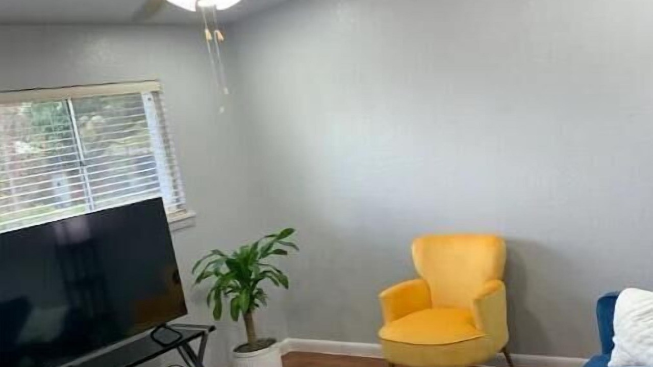 Photo of Livingroom in Gonzales