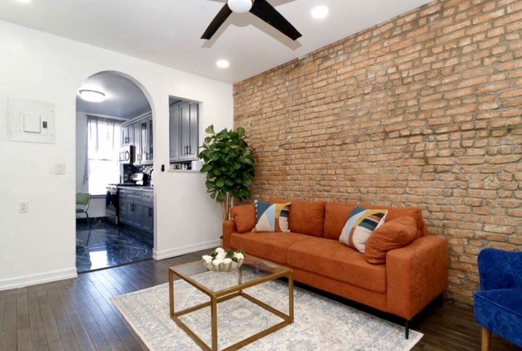 Photo of Livingroom in Ocean Hill