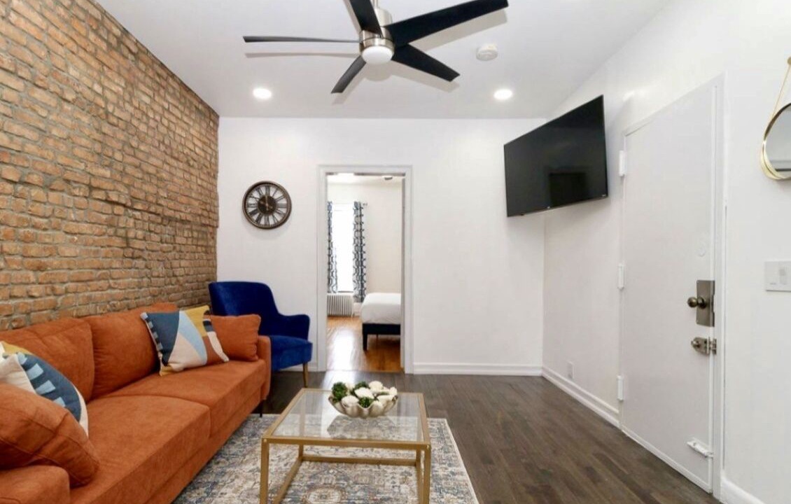 Photo of Livingroom in Ocean Hill