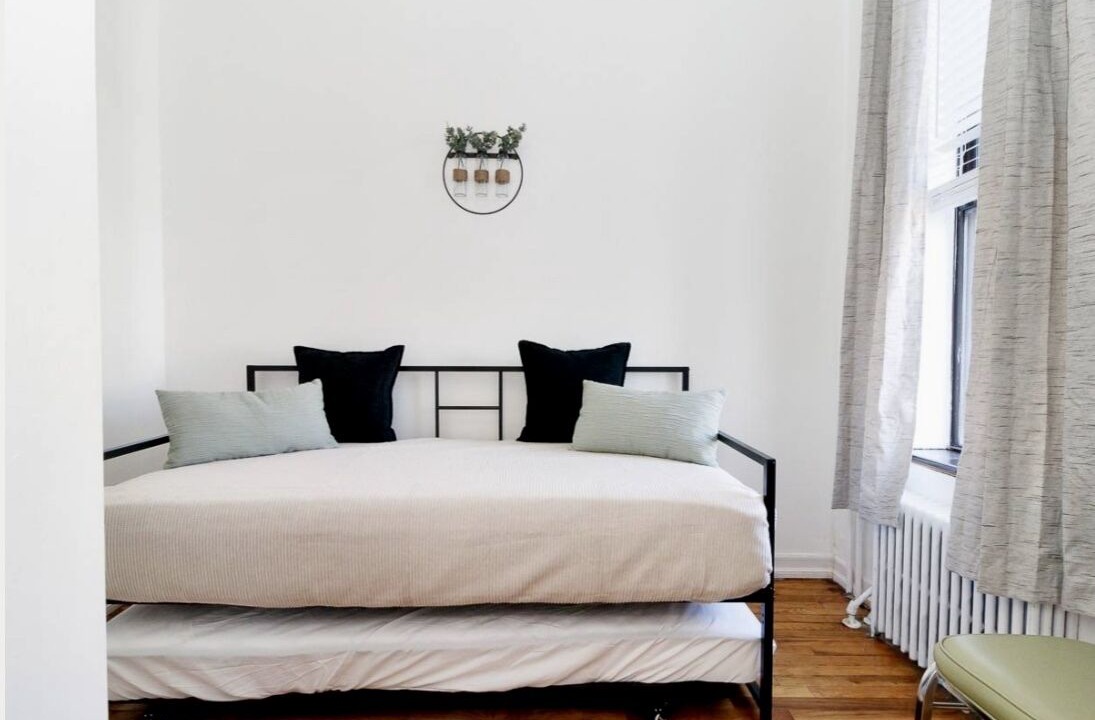 Photo of Bedroom in Ocean Hill