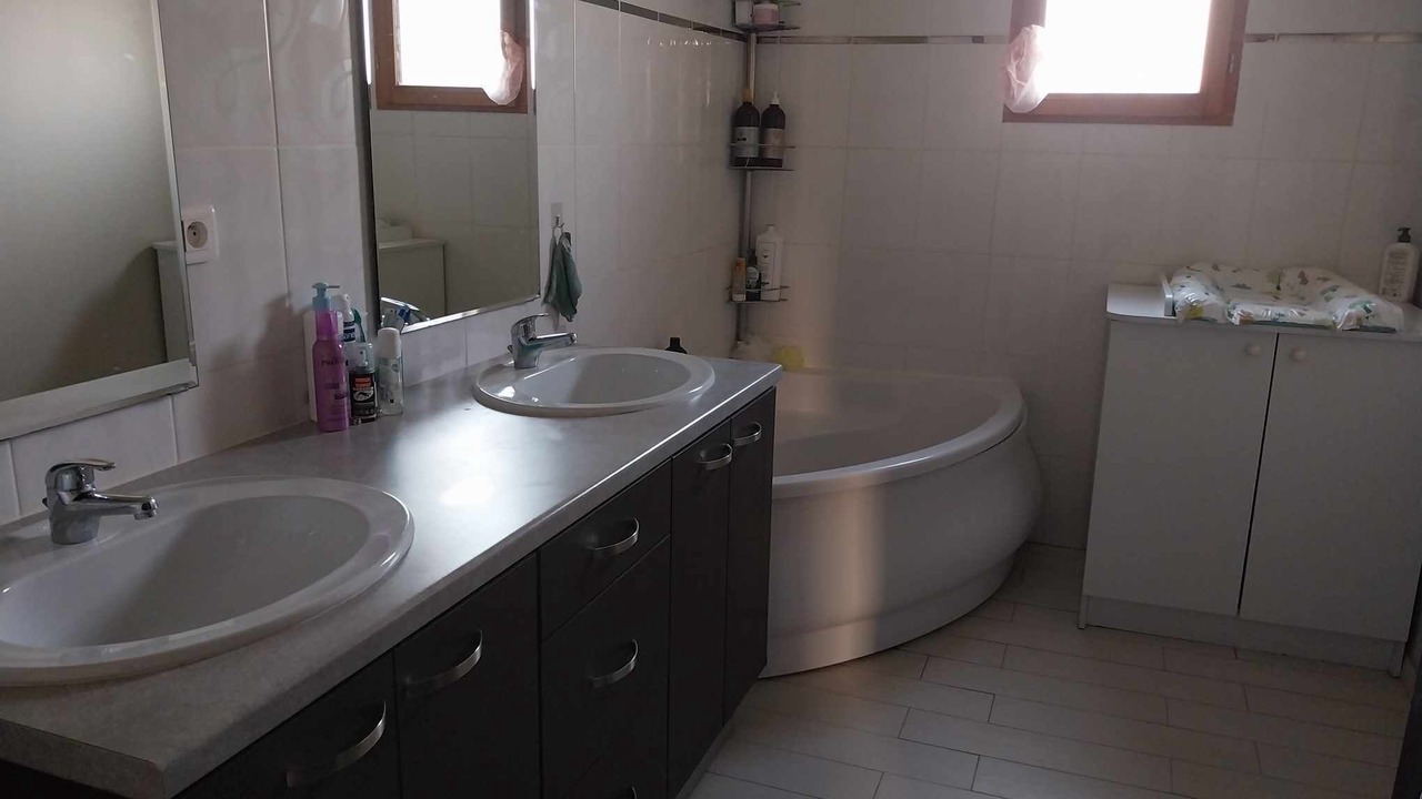 Photo of Bathroom in Briatexte