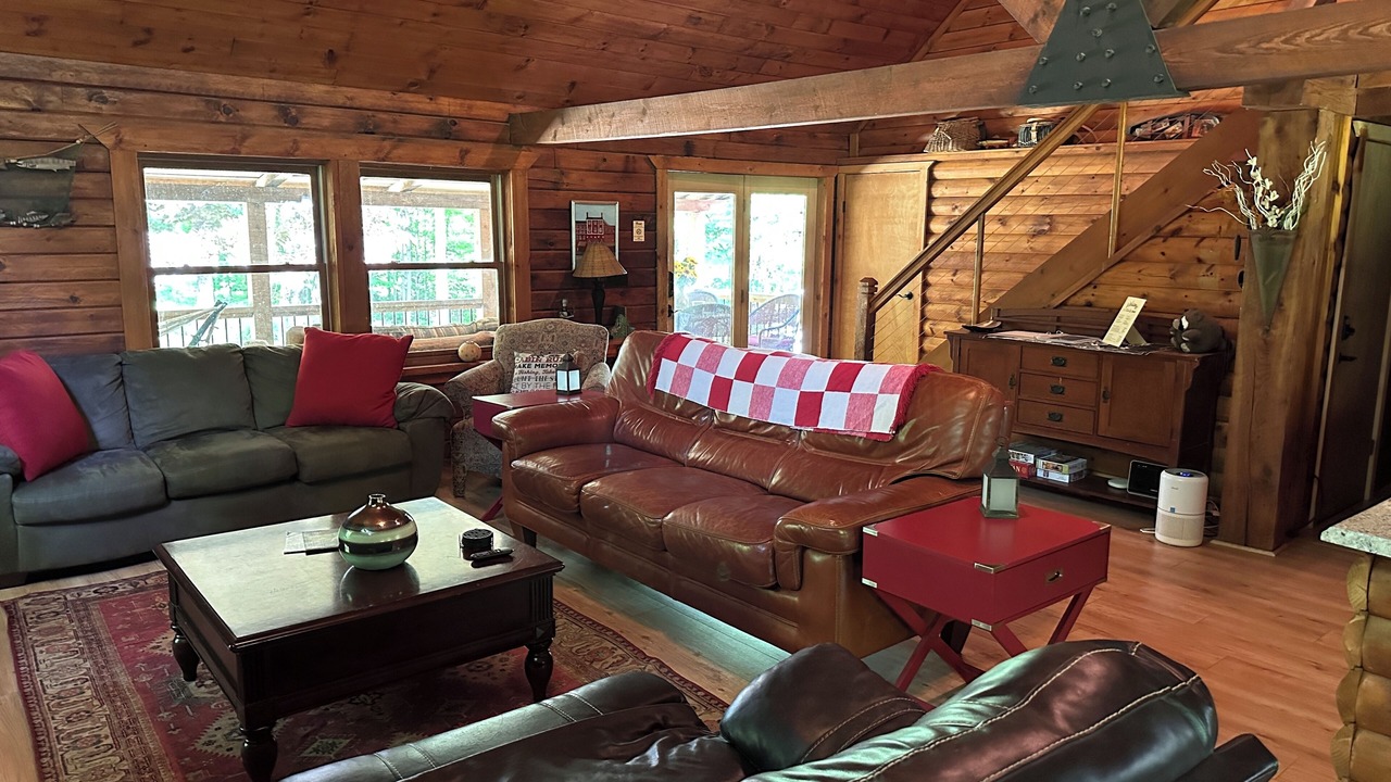 Photo of Livingroom in Prattsburgh