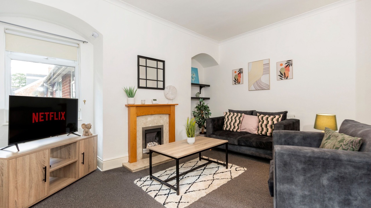 Photo of Livingroom in Newcastle-upon-Tyne