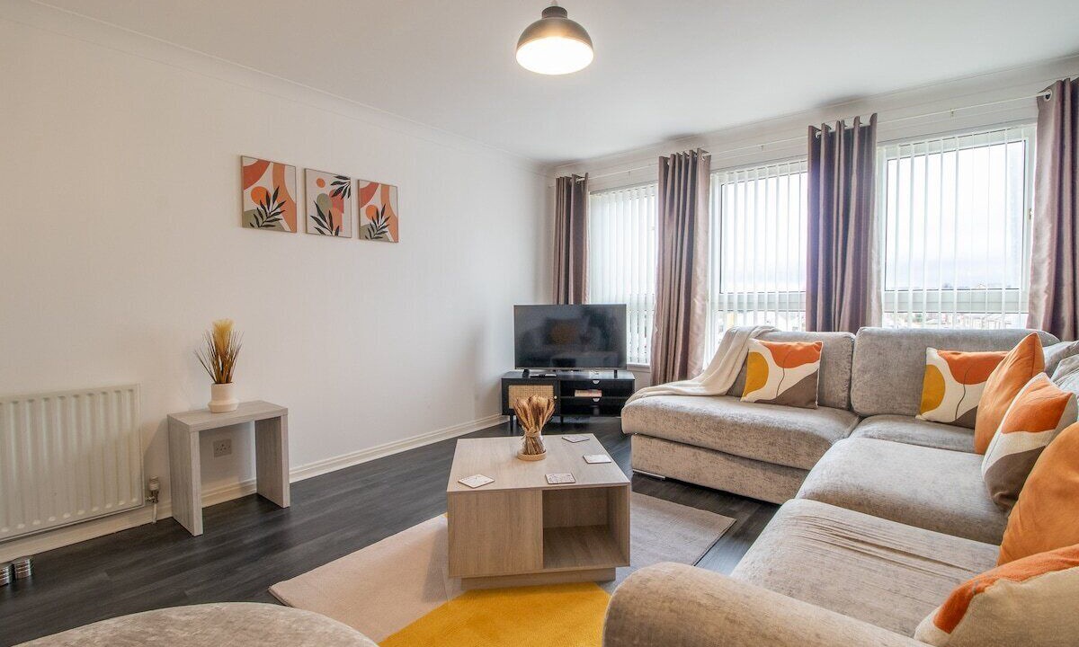 Photo of Livingroom in Motherwell