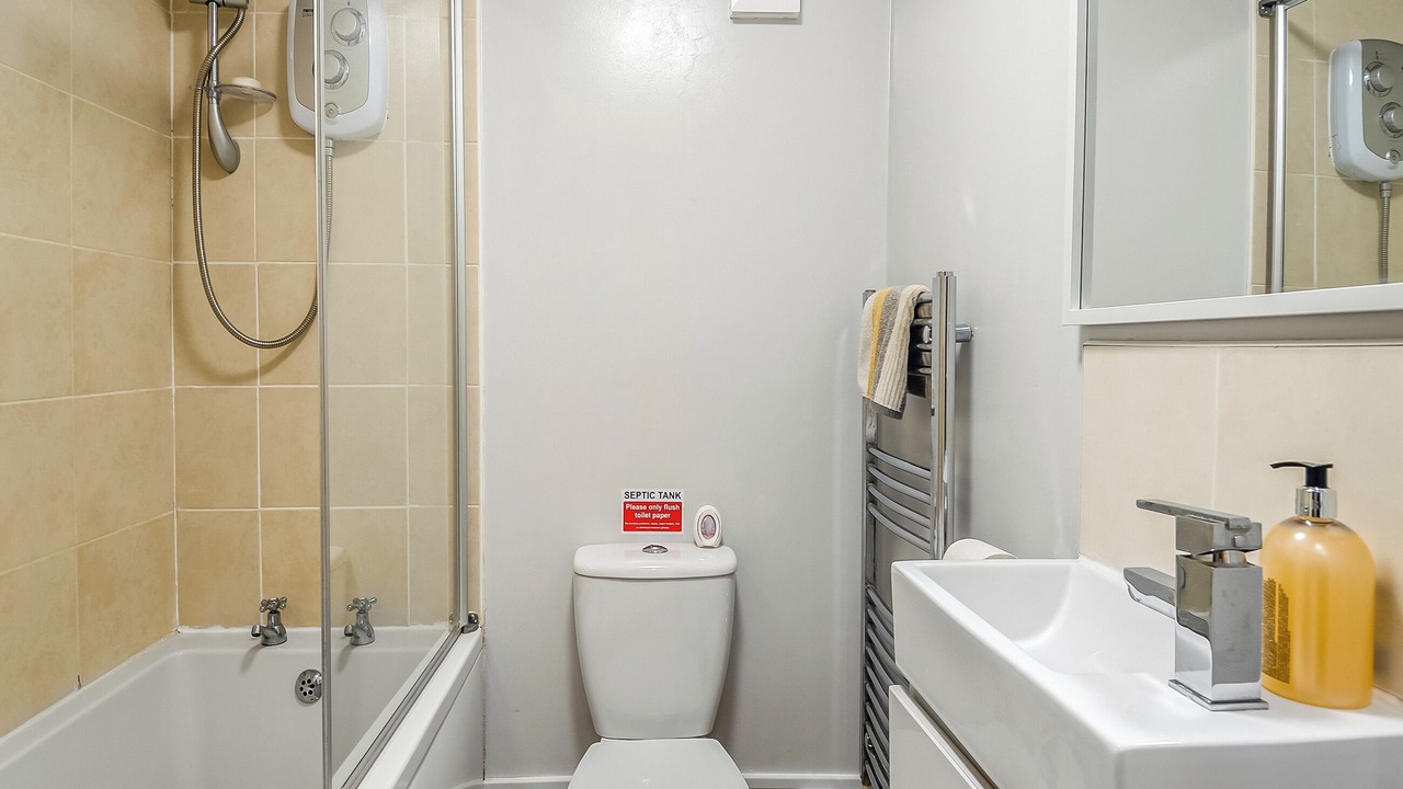 Photo of Bathroom in Irstead