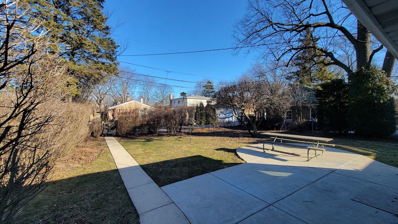 Photo of Outdoor in Skokie