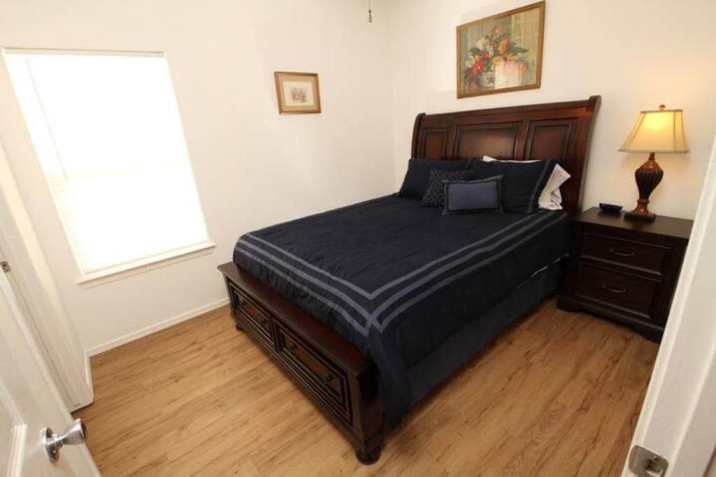 Photo of Bedroom in Westside