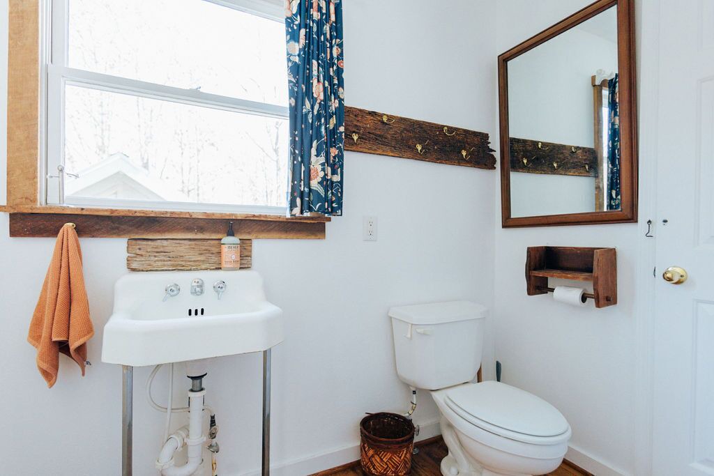 Photo of Bathroom in Sewanee