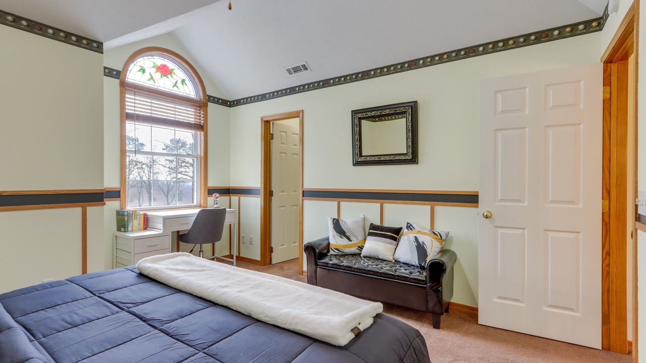 Photo of Bedroom in Eureka Springs