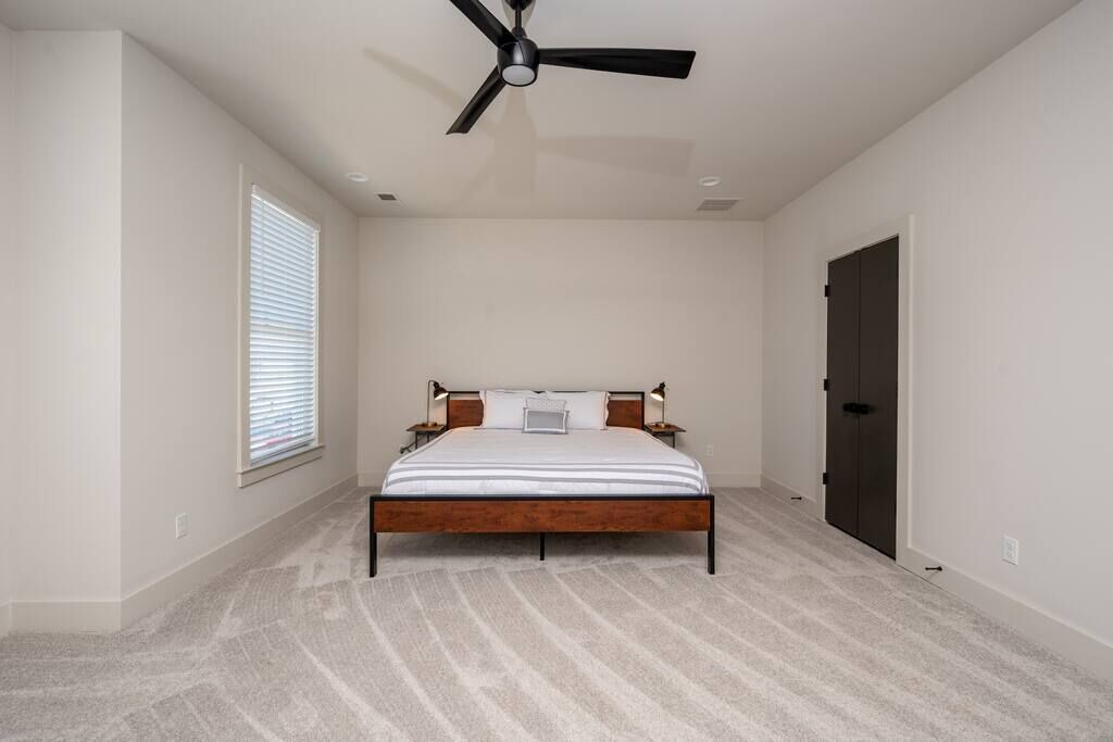 Photo of Bedroom in Cooper-Young Historic District
