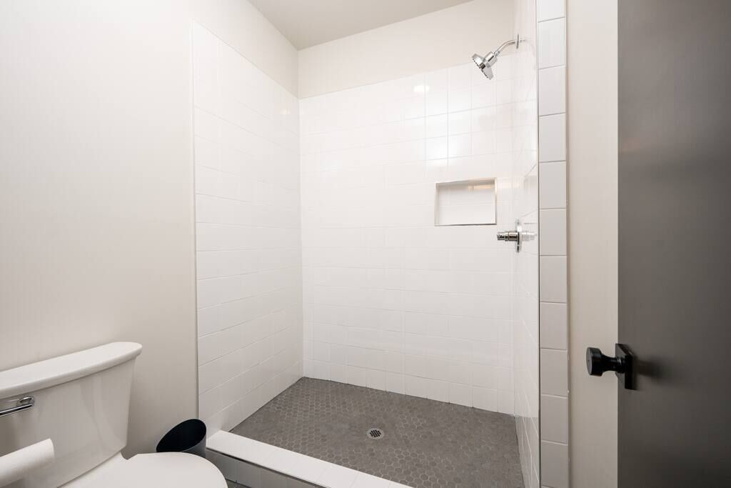 Photo of Bathroom in Cooper-Young Historic District
