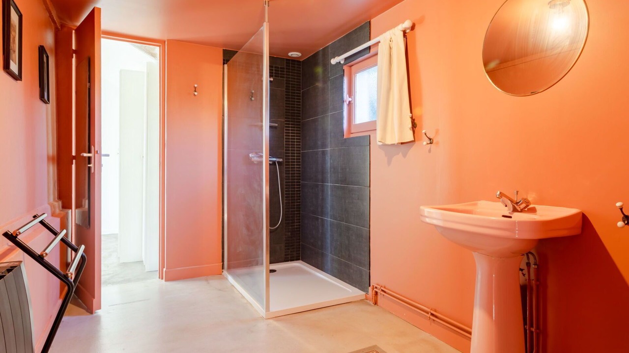 Photo of Bathroom in Canapville