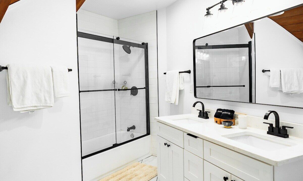 Photo of Bathroom in Galena