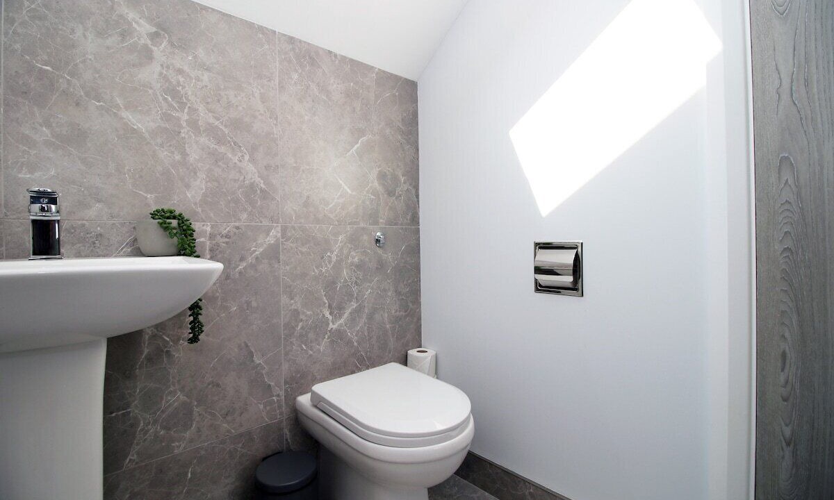 Photo of Bathroom in Cathays