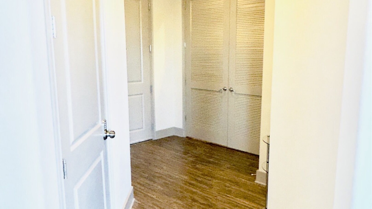 Photo of Others in Lindbergh