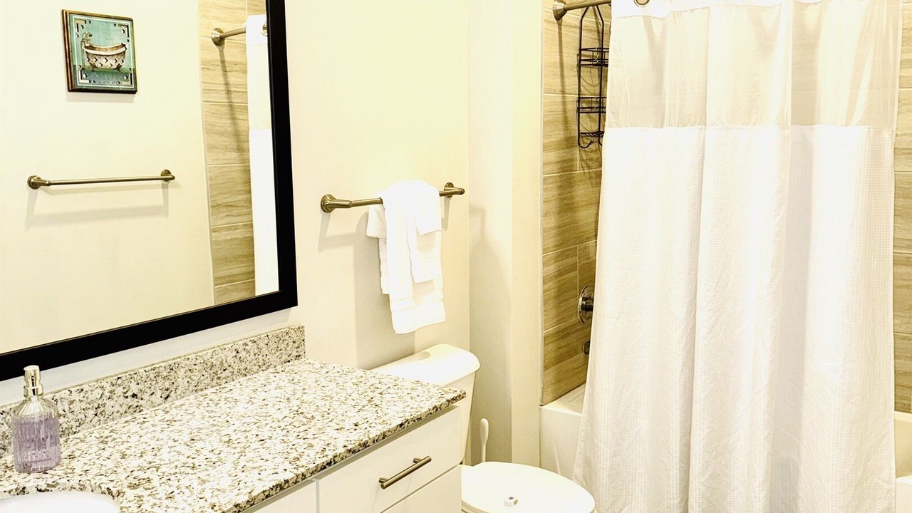 Photo of Bathroom in Lindbergh