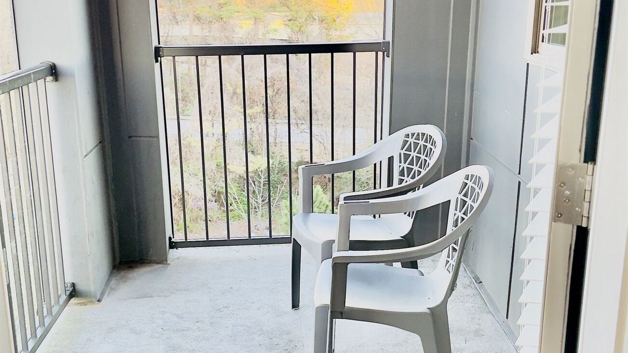 Photo of Others in Lindbergh