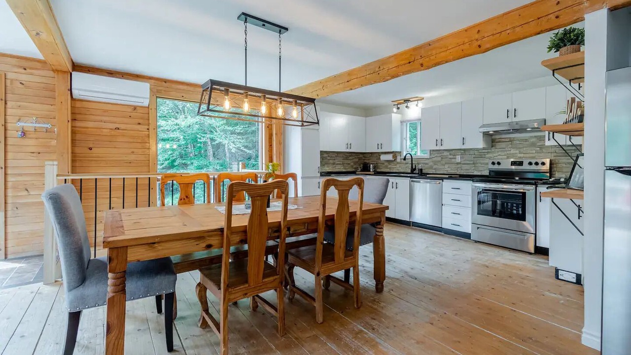 Photo of Kitchen in Saint-Brigitte-de-Laval