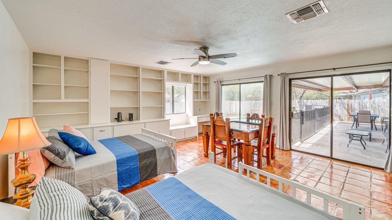 Photo of Bedroom in North San Antonio - SAT