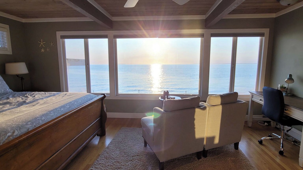 Photo of Bedroom in Oak Harbor