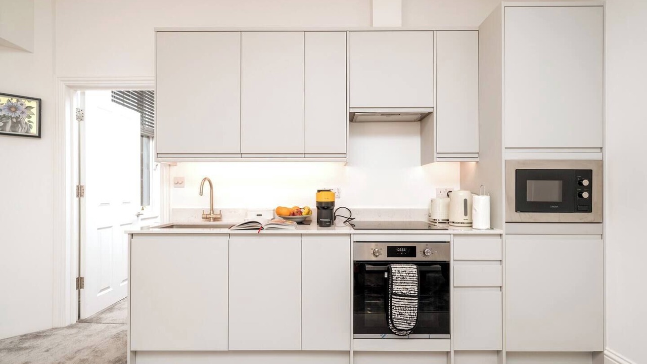 Photo of Others in Earl's Court