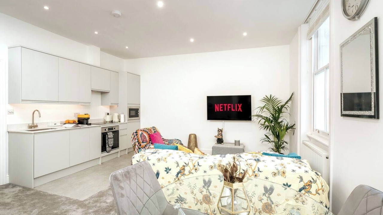 Photo of Others in Earl's Court