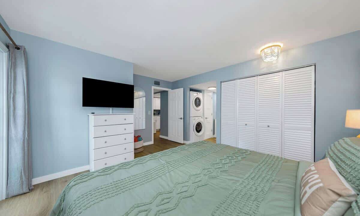 Photo of Bedroom in Bay Esplanade