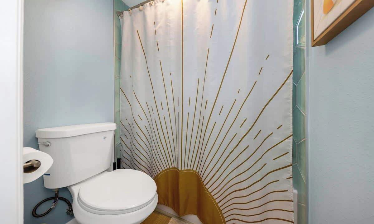Photo of Bathroom in Bay Esplanade