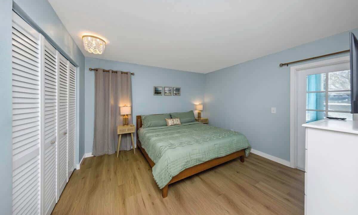 Photo of Bedroom in Bay Esplanade