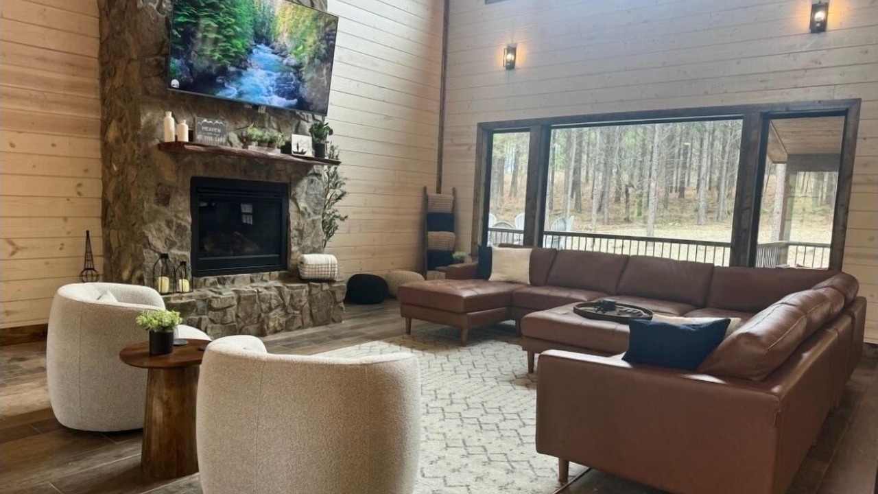 Photo of Livingroom in Pickens