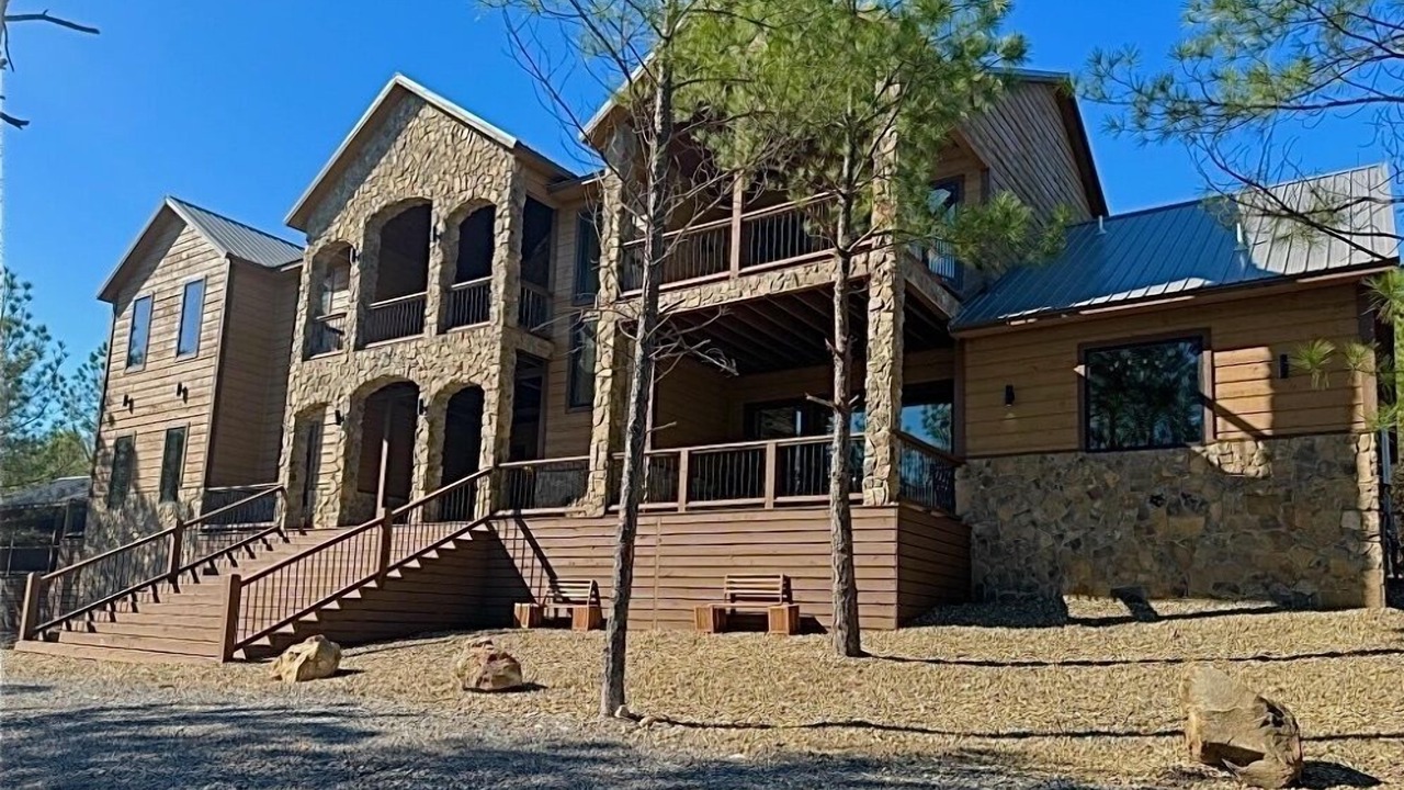 Photo of Outdoor in Pickens
