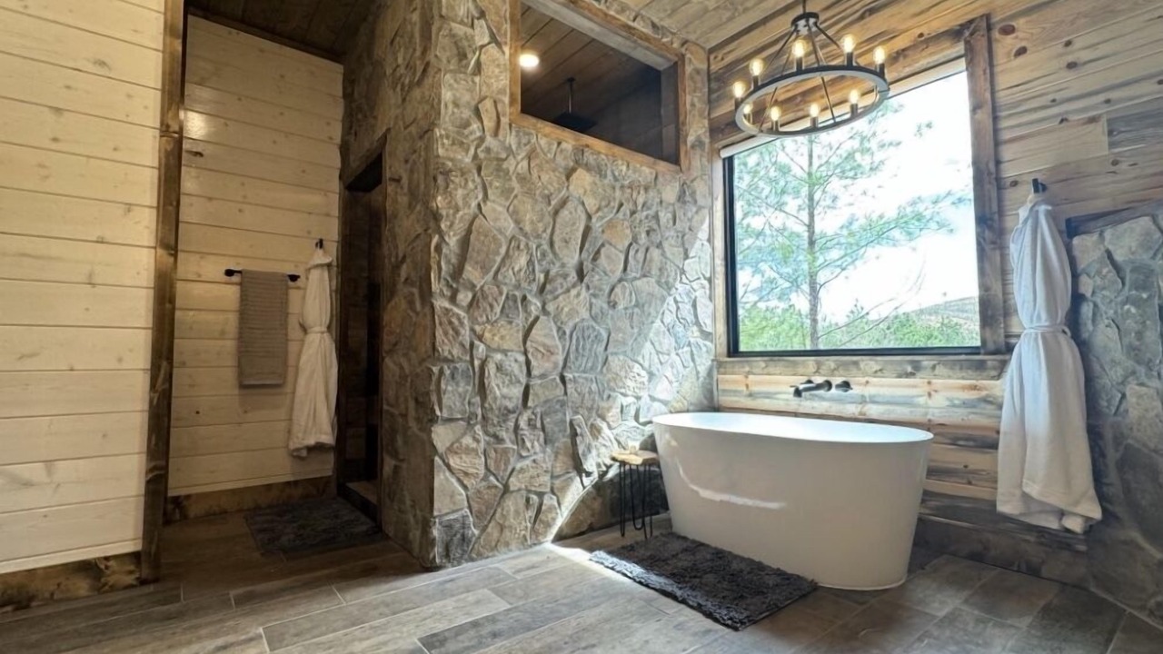 Photo of Bathroom in Pickens