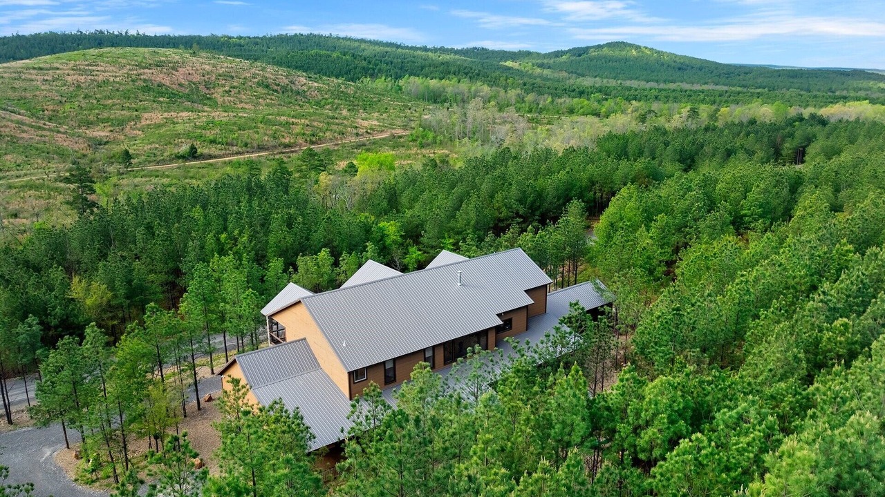 Photo of Outdoor in Pickens