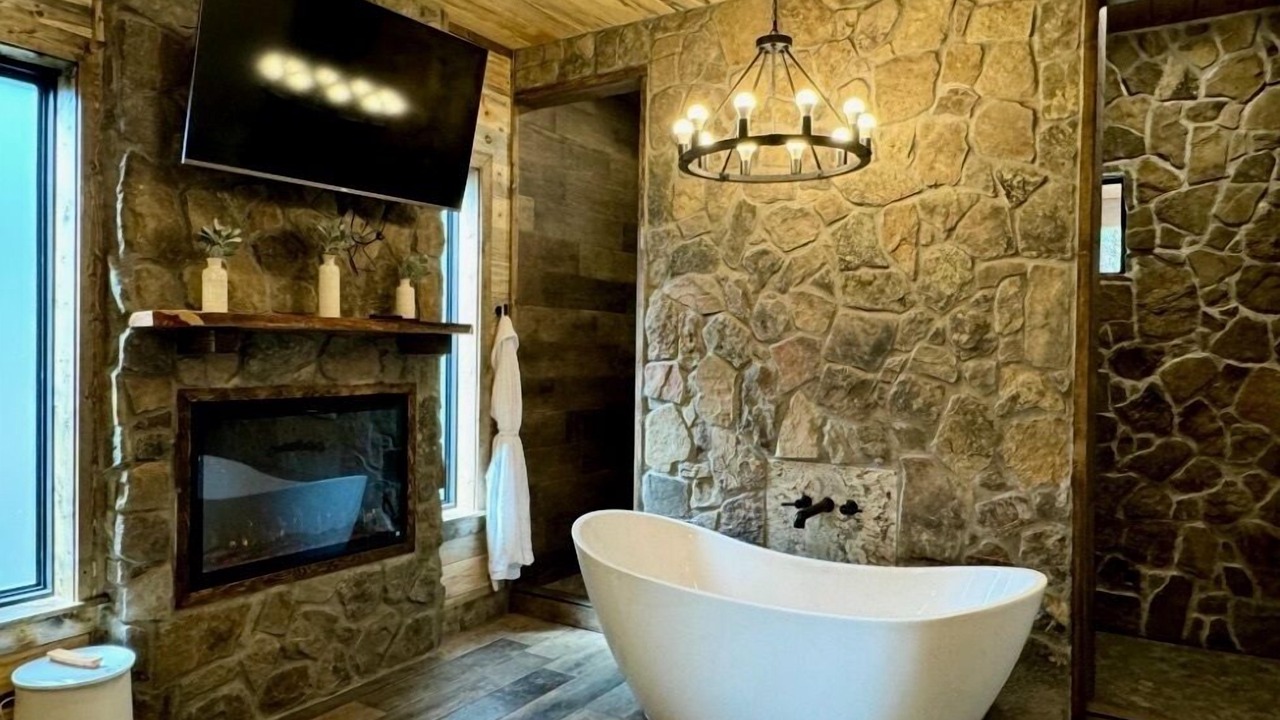 Photo of Bathroom in Pickens