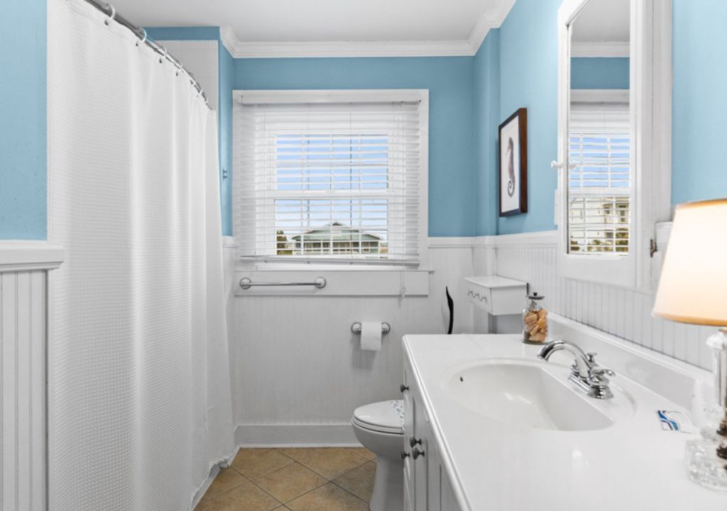 Photo of Bathroom in Caswell Beach