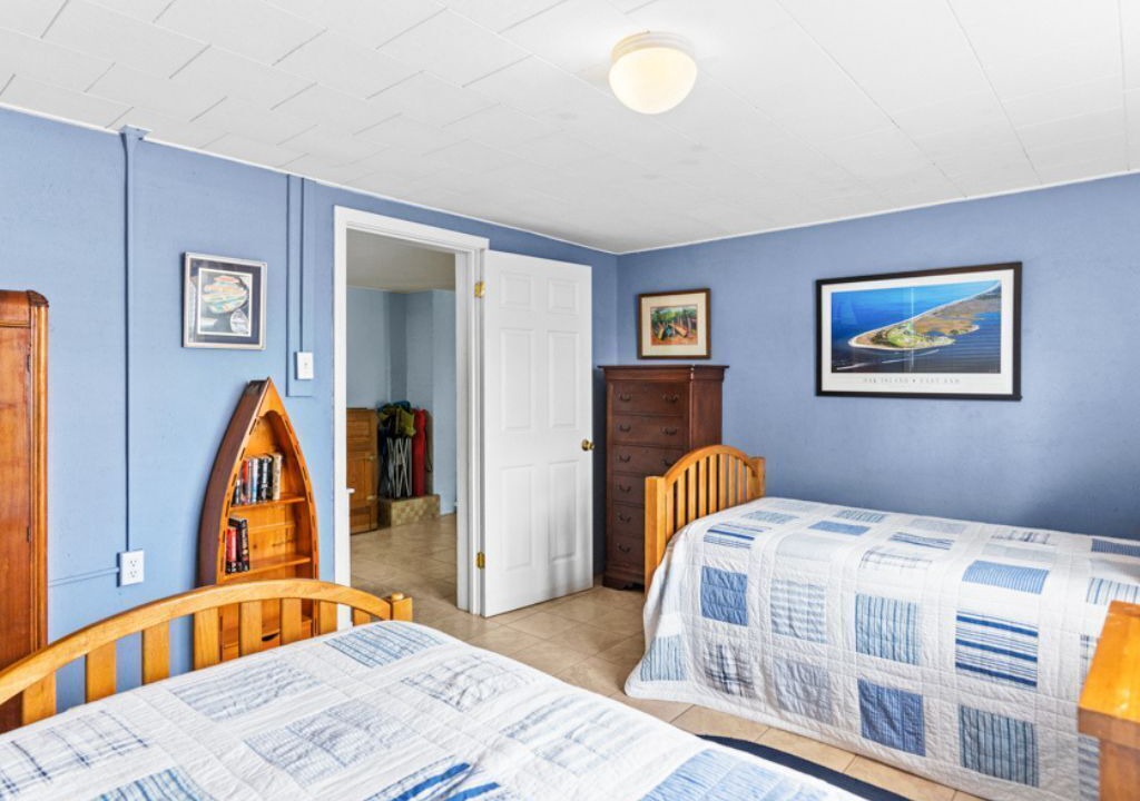 Photo of Bedroom in Caswell Beach