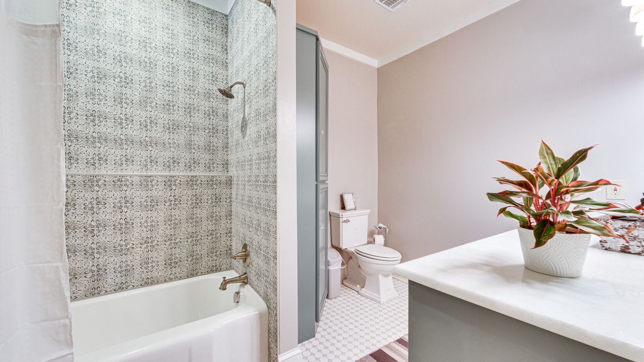 Photo of Bathroom in Grand Coteau