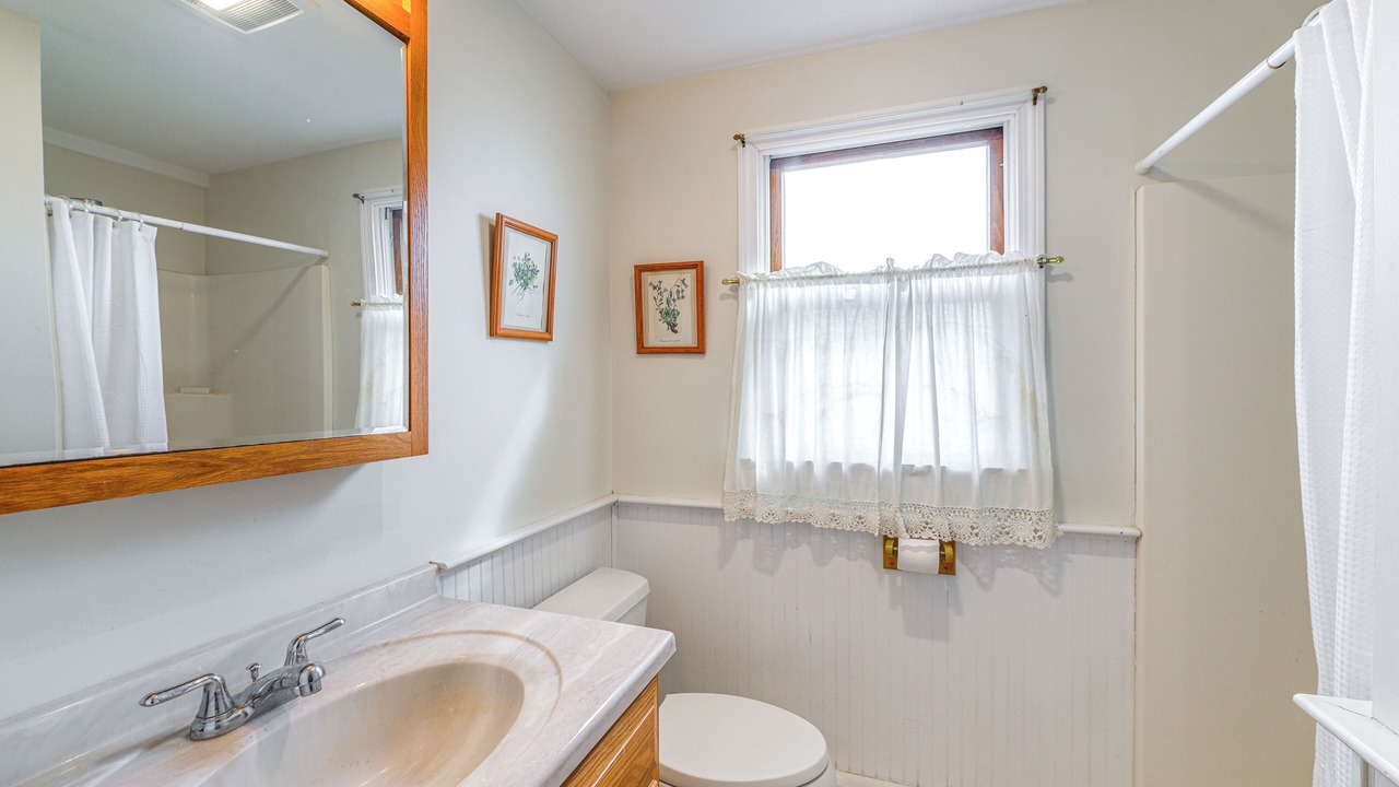 Photo of Bathroom in Brant Rock