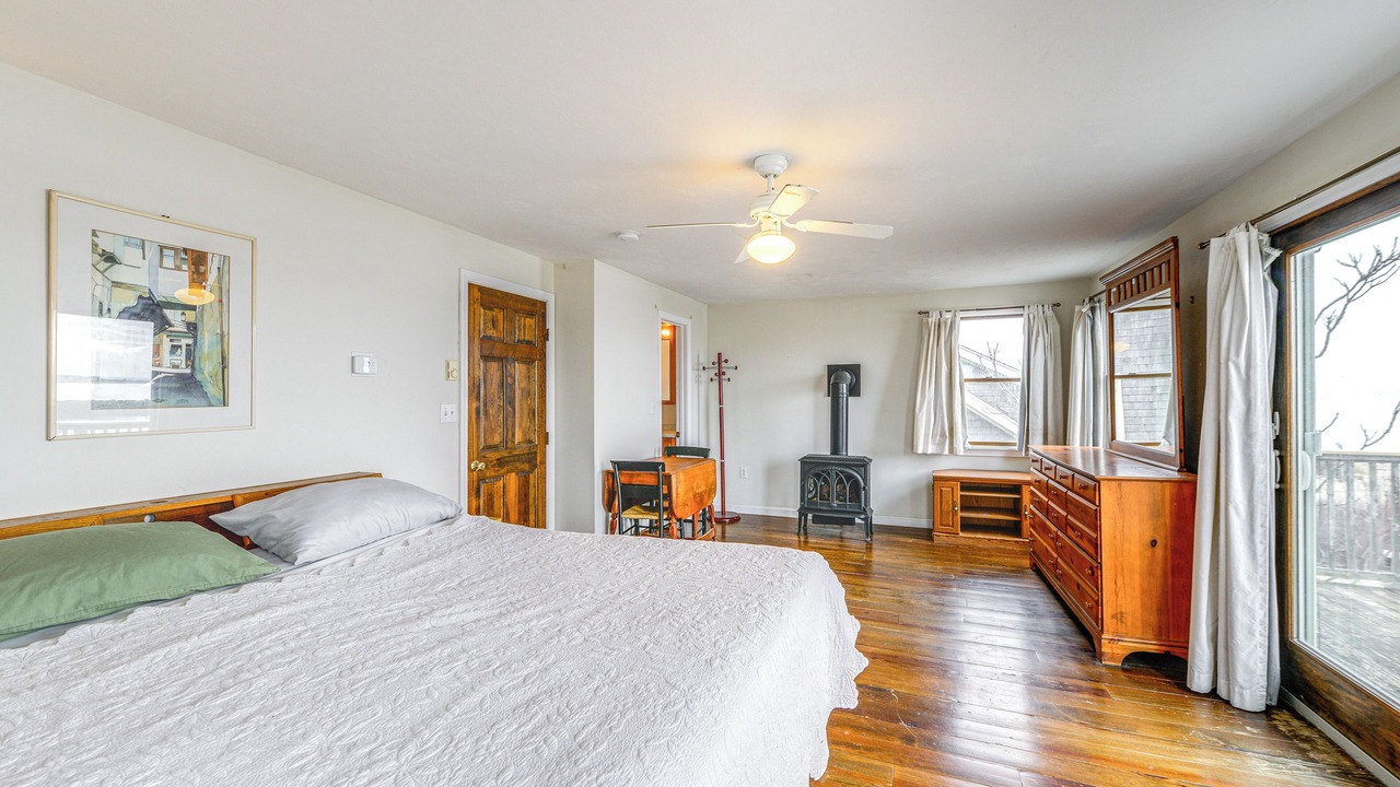 Photo of Bedroom in Brant Rock