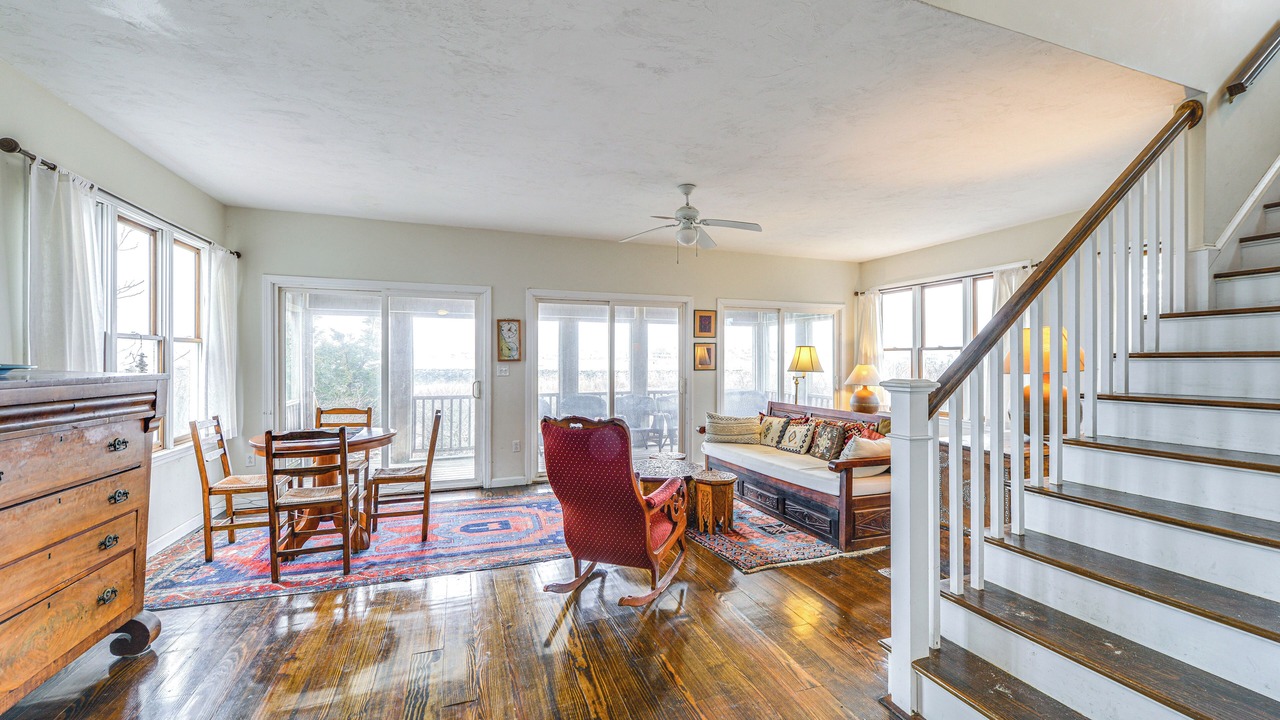 Photo of Livingroom in Brant Rock
