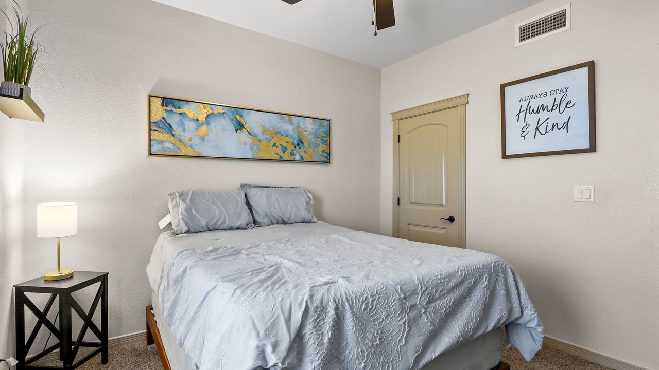 Photo of Bedroom in Biggs Field