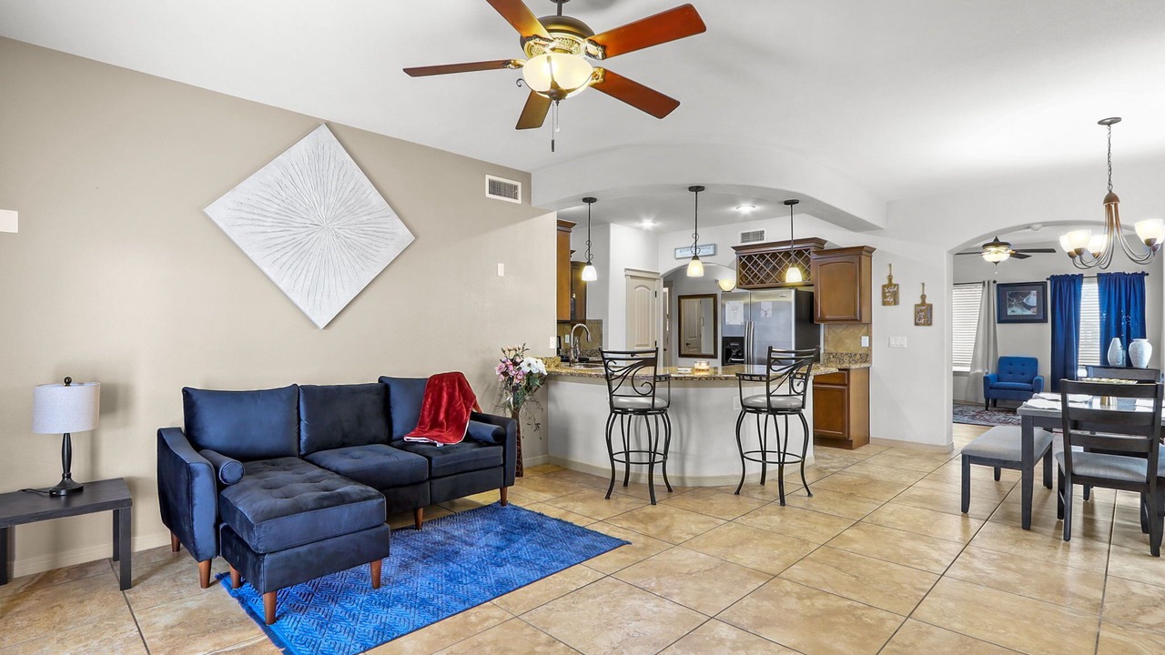 Photo of Livingroom in Biggs Field