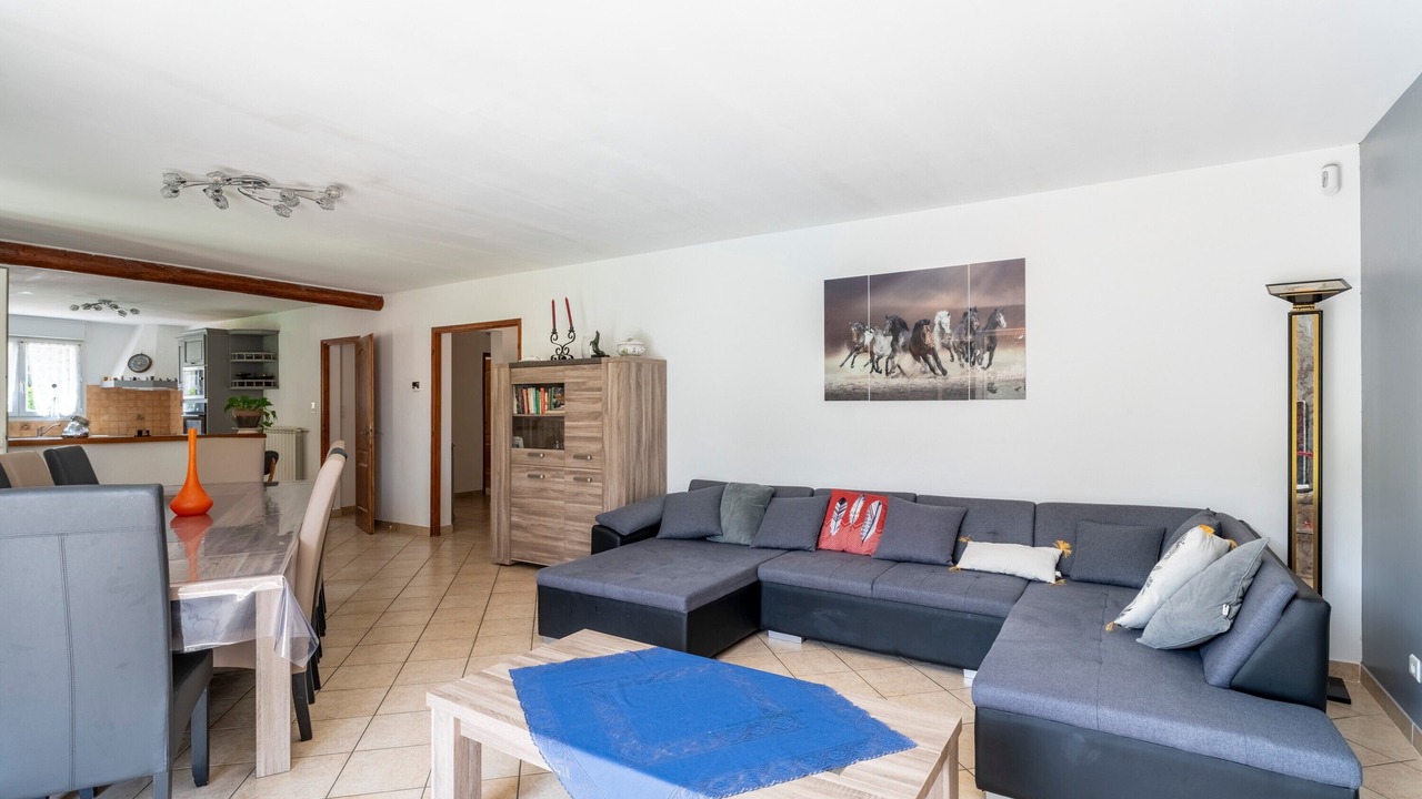 Photo of Livingroom in Saint-Laurent-La-Vernede